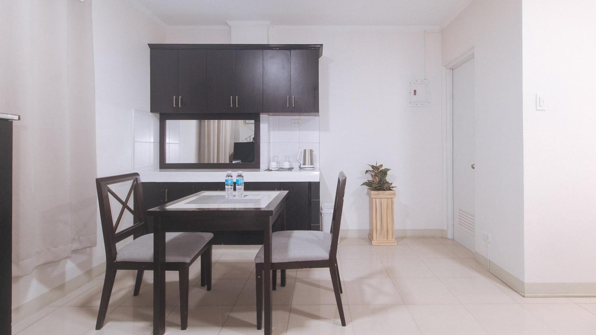 Urbanview At Evangelista Street Makati 马卡蒂 外观 照片