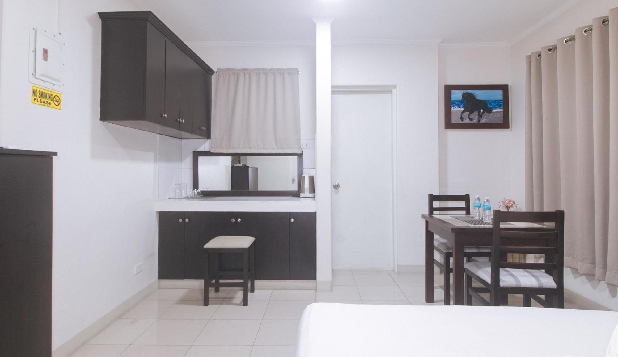 Urbanview At Evangelista Street Makati 马卡蒂 外观 照片